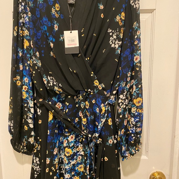 DKNY Yellow and Blue Long Sleeve Bishop Sundress - Picture 8 of 8